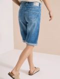 Jeans capri aderente. chiusura con zi... - light blue - 4