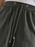 Bermuda con vita elasticizzata e coul... - kaki - 1