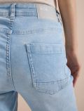 Jeans capri aderenti. chiusura con zi... - light blue - 3