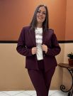 Giacca con spalle imbottite. chiusura... - bordeaux