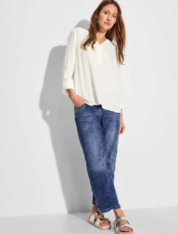 Blusa. scollo a v con bottoni - burro