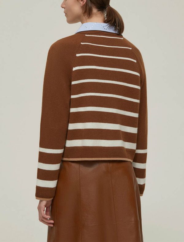 Cardigan over Pennyblack - riga