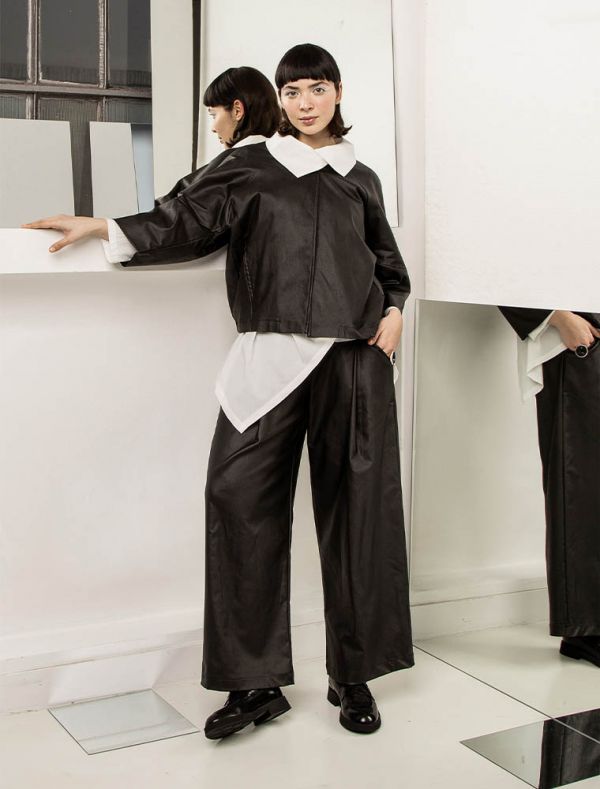 Giacca in ecopelle. manica larga. chi... - nero