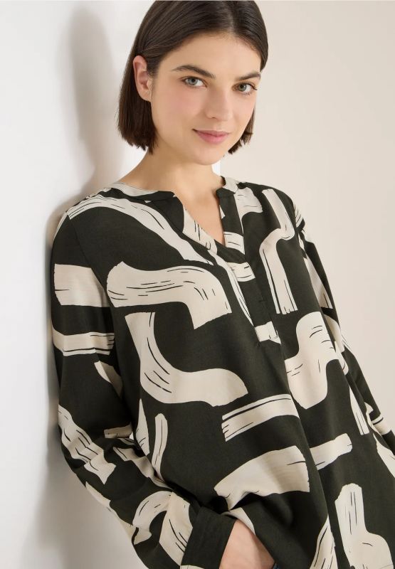 Camicia in fantasia. scollo a v. spac... - kaki