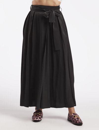 Gonna Yes Zee - nero