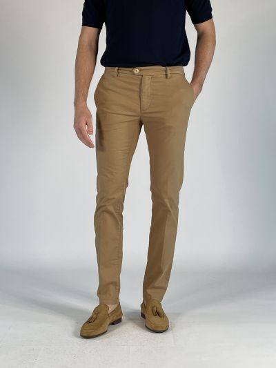 Pantalone casual Teleria Zed - caramello